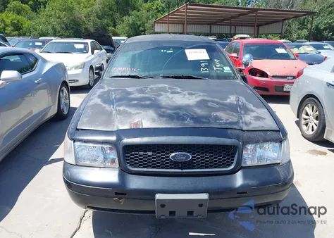 2010 Ford Crown Victoria Police Interceptor z USA, uszkodzony, nr VIN 2FABP7BV2AX139125